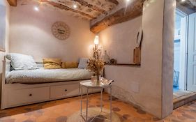 Maison De Village Au Coeur Des Remparts
